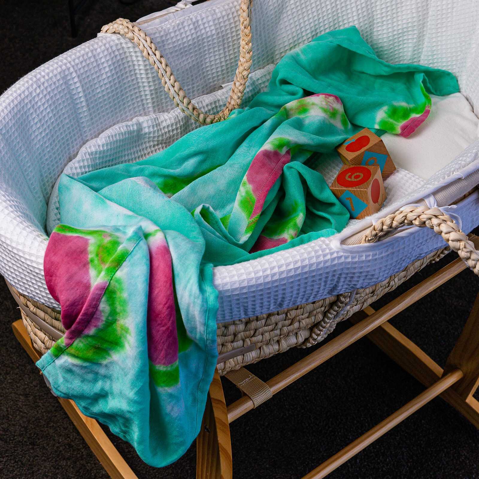 Swaddle Shoot