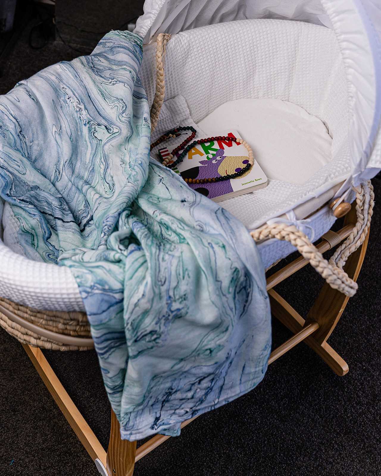 Swaddle Shoot